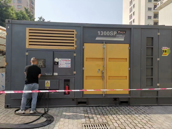 久治500KW发电机组冬季应该配多大的启动电瓶？